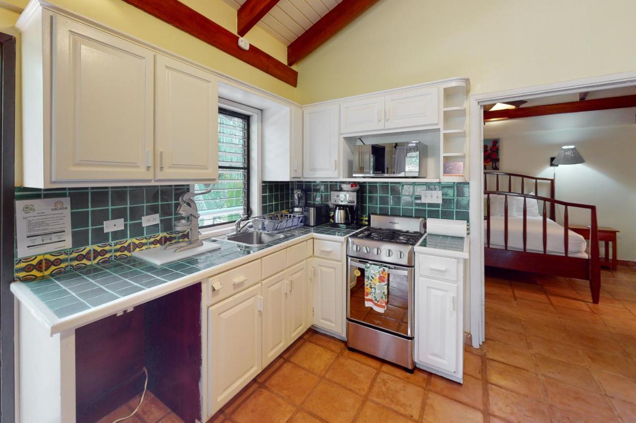 Condo #27 @ Beachside Villas Dangriga Exterior foto