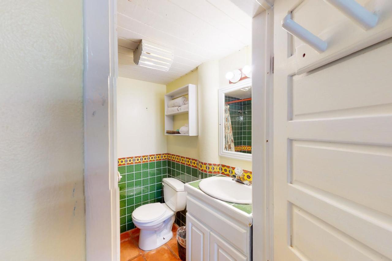 Condo #27 @ Beachside Villas Dangriga Exterior foto